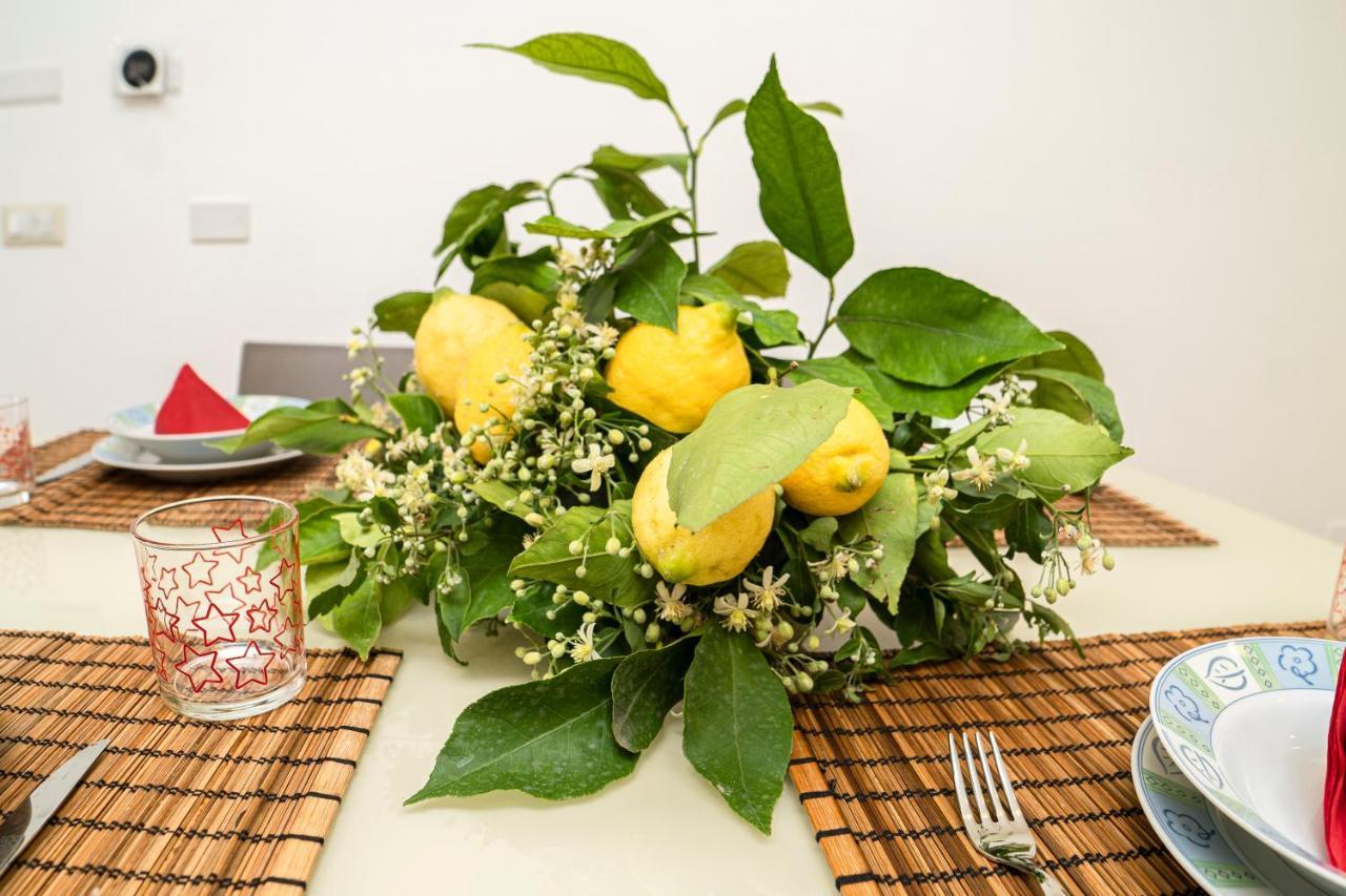 Tra Sole E Limoni Apartments ตรามอนติ ภายนอก รูปภาพ