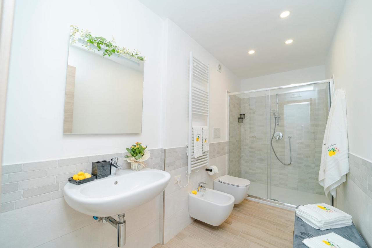 Tra Sole E Limoni Apartments ตรามอนติ ภายนอก รูปภาพ