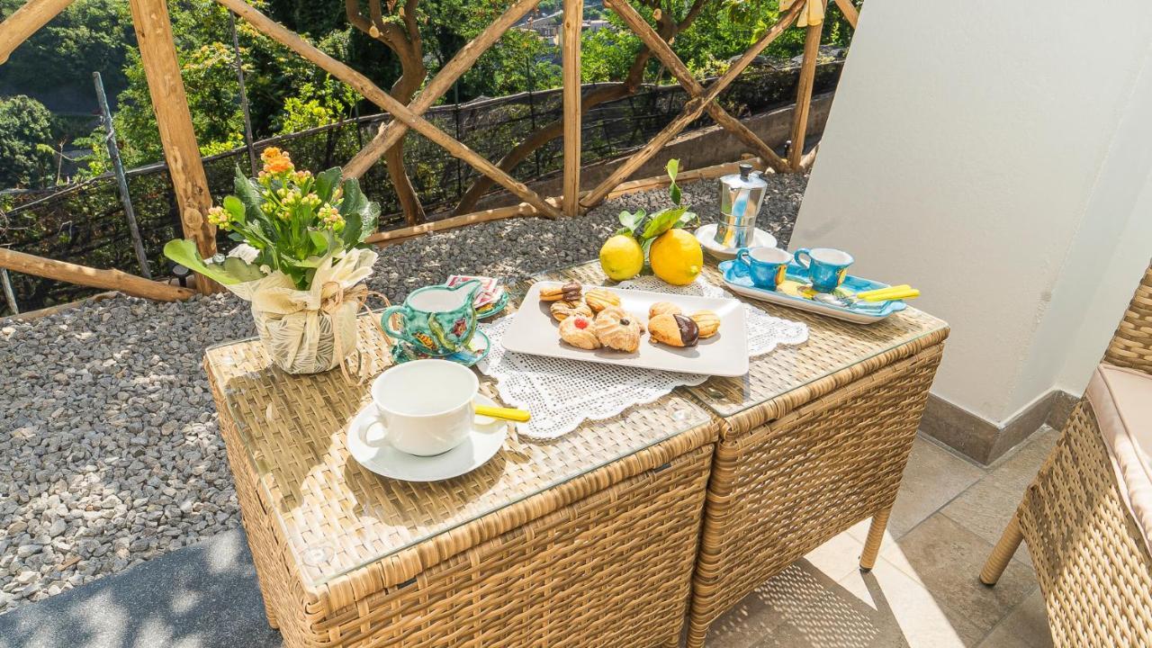 Tra Sole E Limoni Apartments ตรามอนติ ภายนอก รูปภาพ