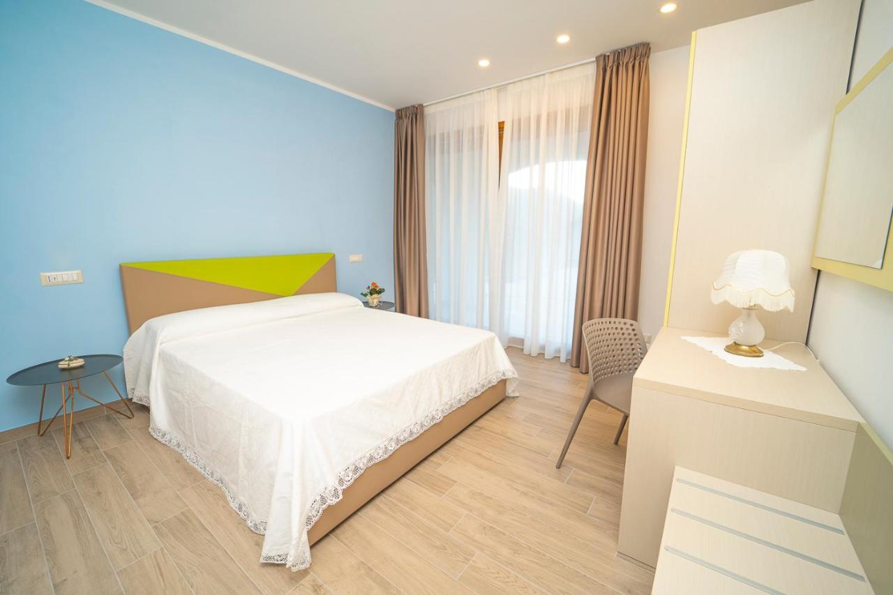 Tra Sole E Limoni Apartments ตรามอนติ ภายนอก รูปภาพ